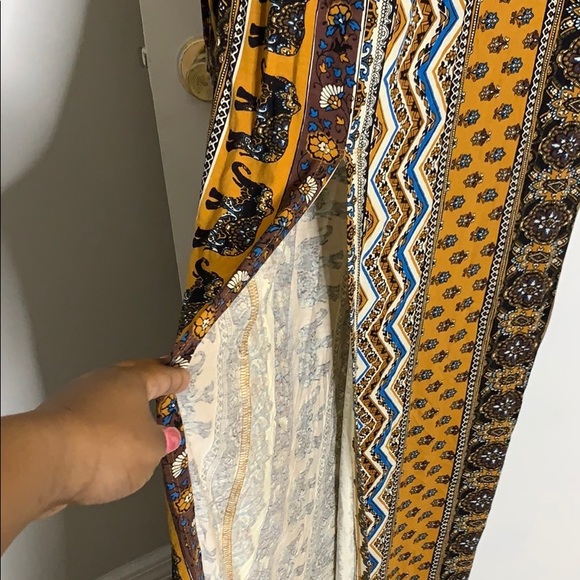 Dress split size medium - Picture 3 of 6